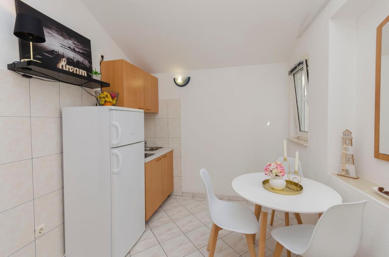 Apartments Anton Водице Екстер'єр фото